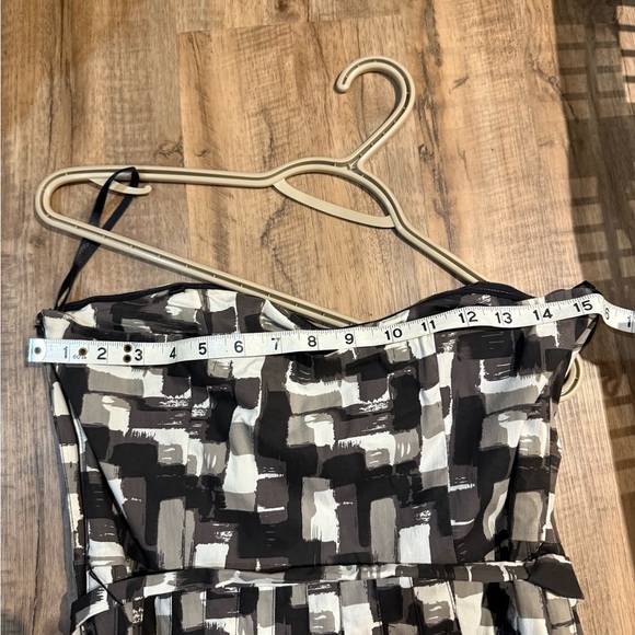 RW&CO. Strapless Dress with Black and Cream Geometric Design - Picture 5 of 5